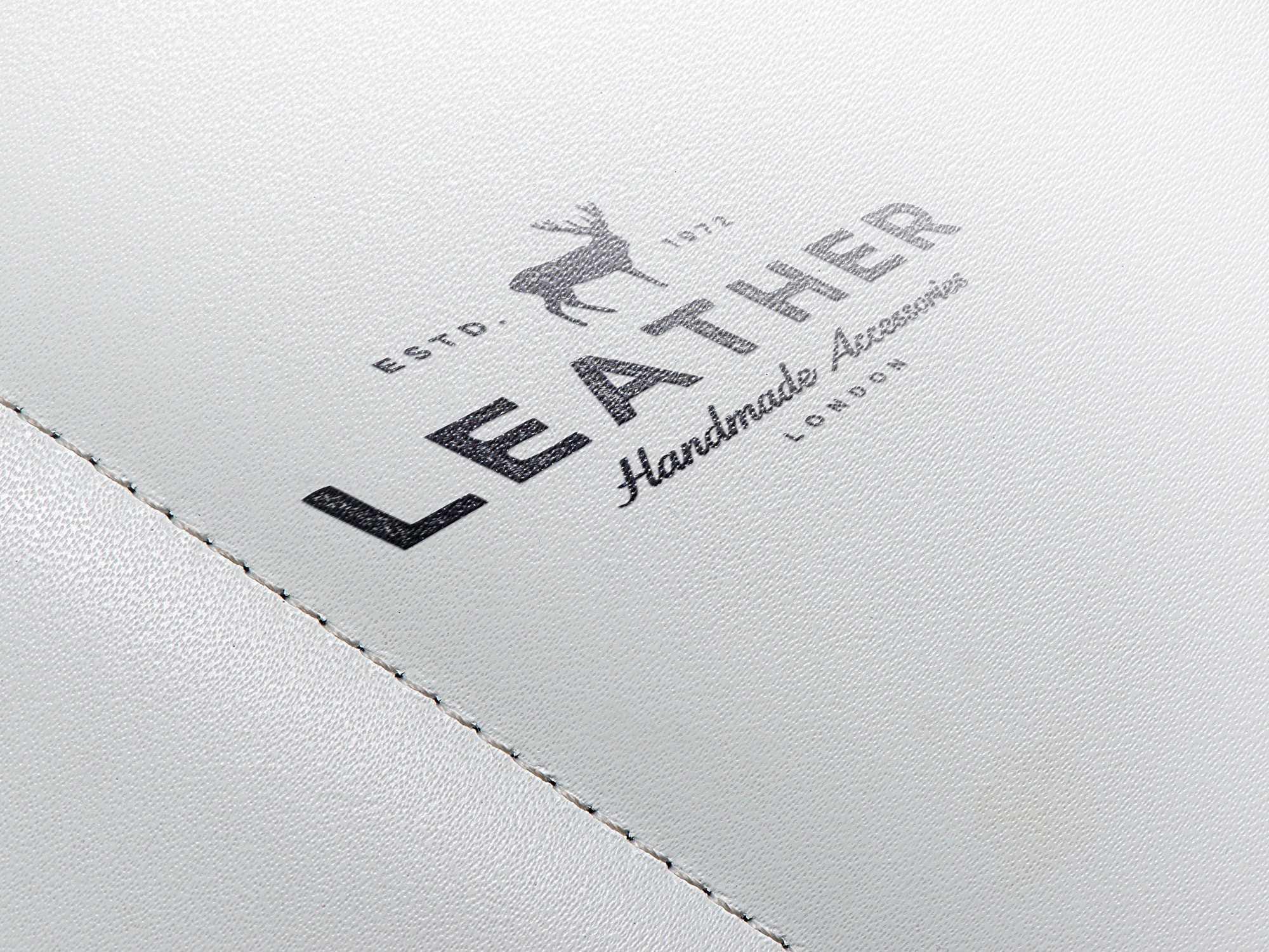 leather-logo-mockup-230514989-min