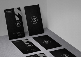 3 Free Outstanding Business Card Mock-ups