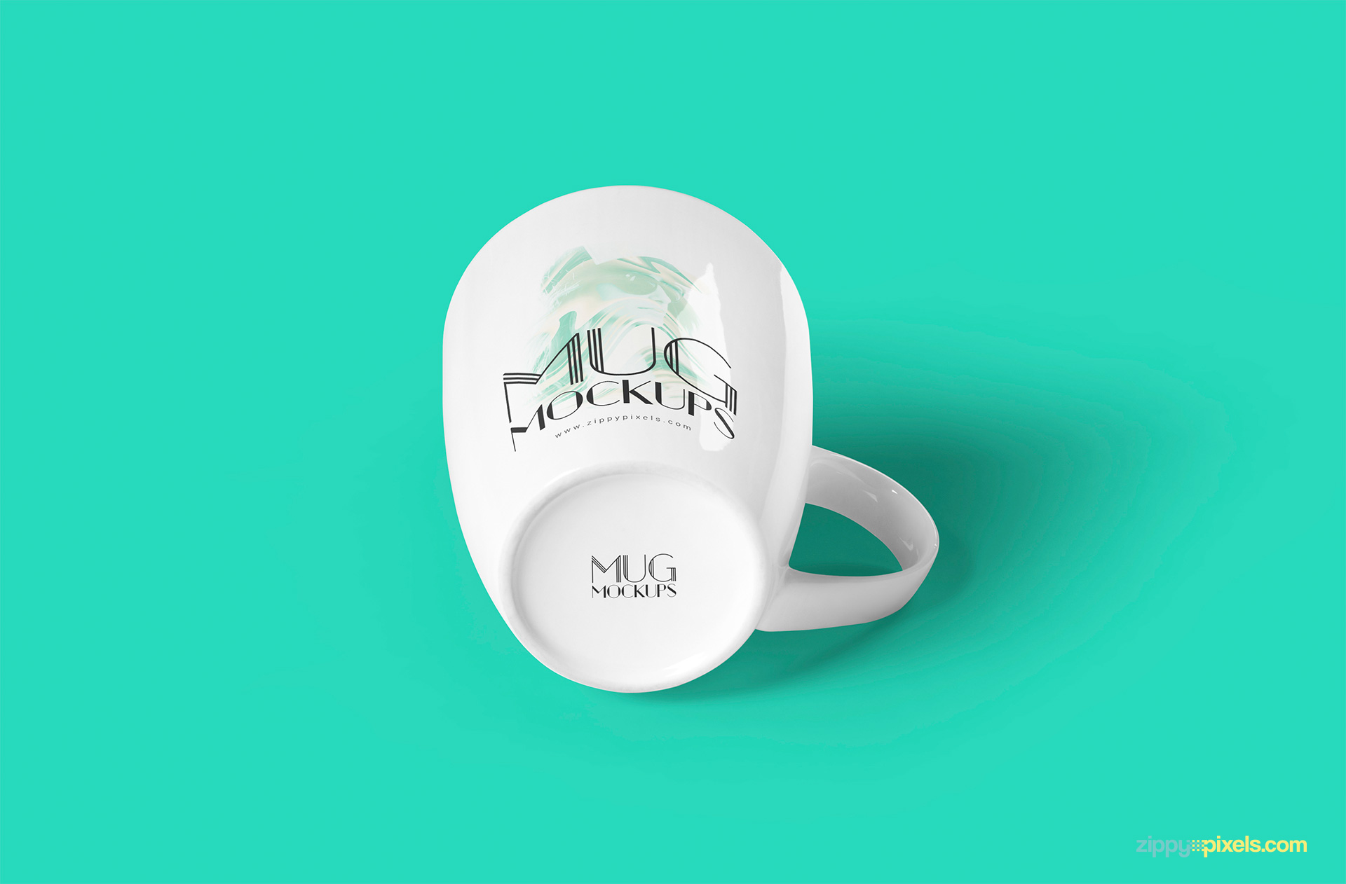 coffee-cup-mock-up-bottom-view