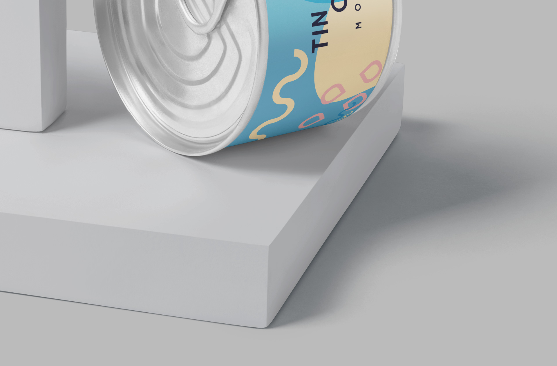 aluminum can mockup
