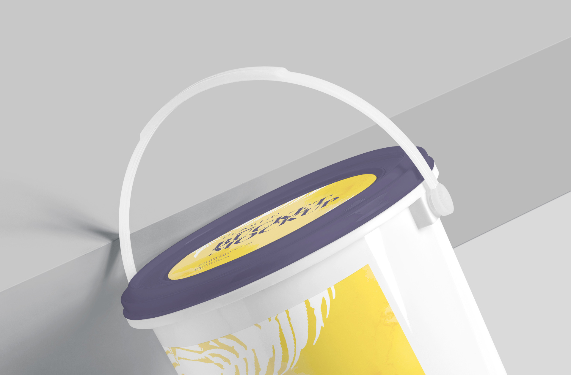 high-resolution plastic packaging