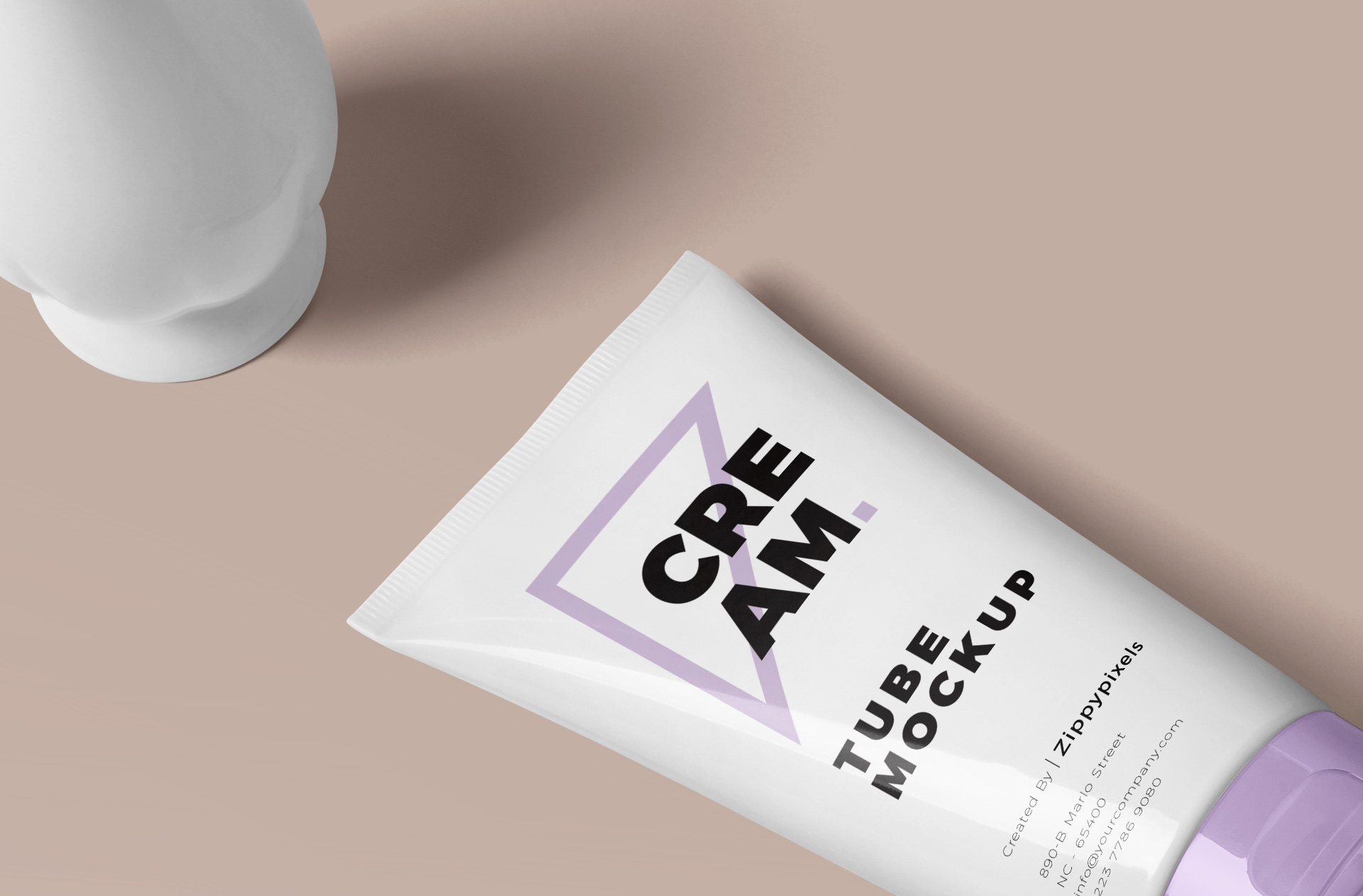 branding scene for cosmetics
