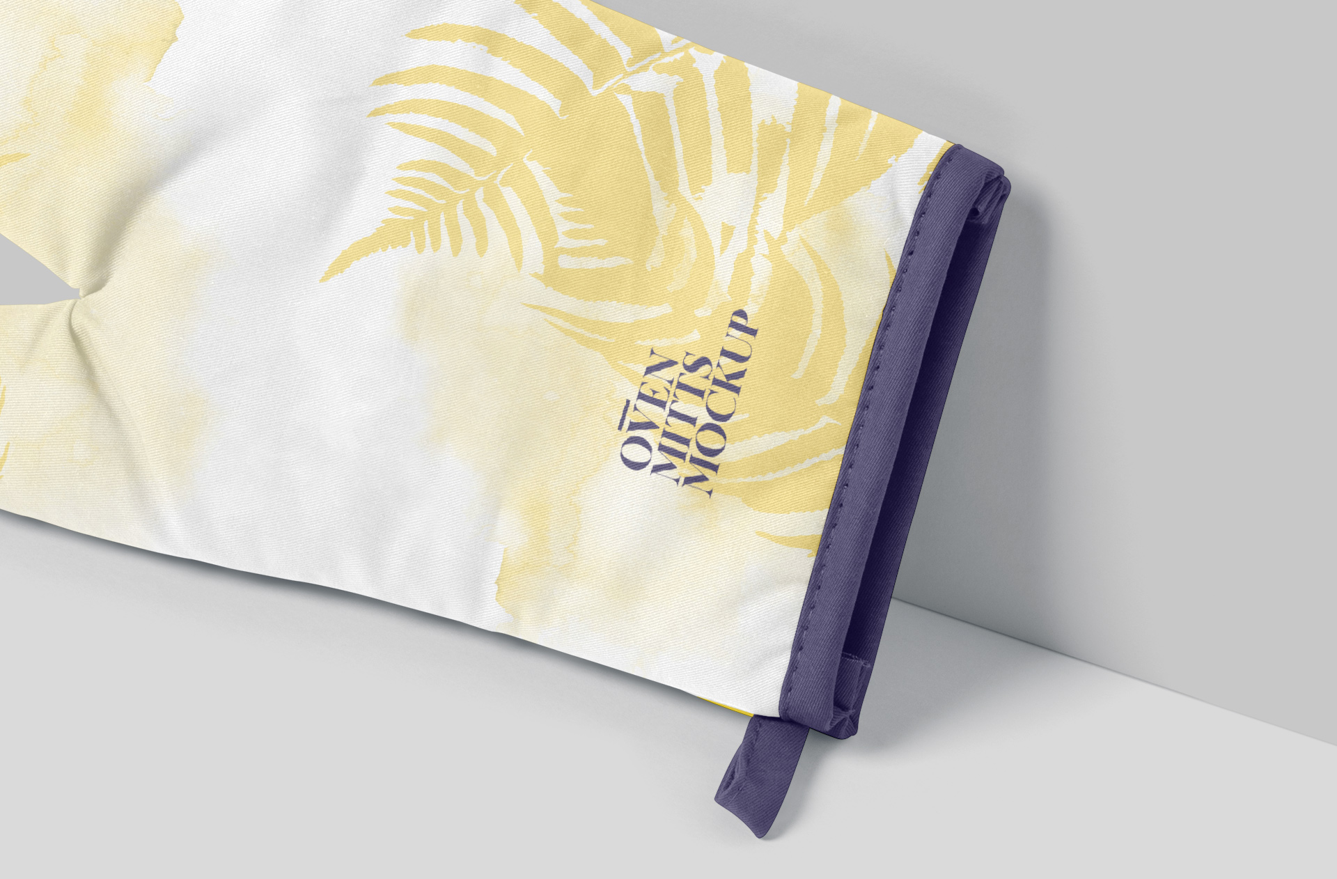heat-resistant mitt mockup
