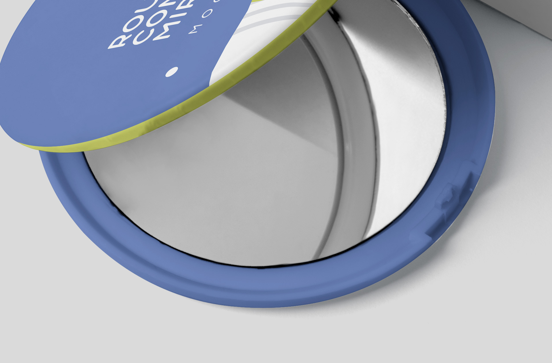 beauty accessory mockup