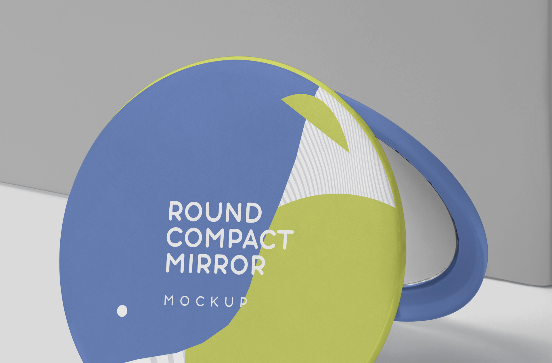 beauty accessory mockup
