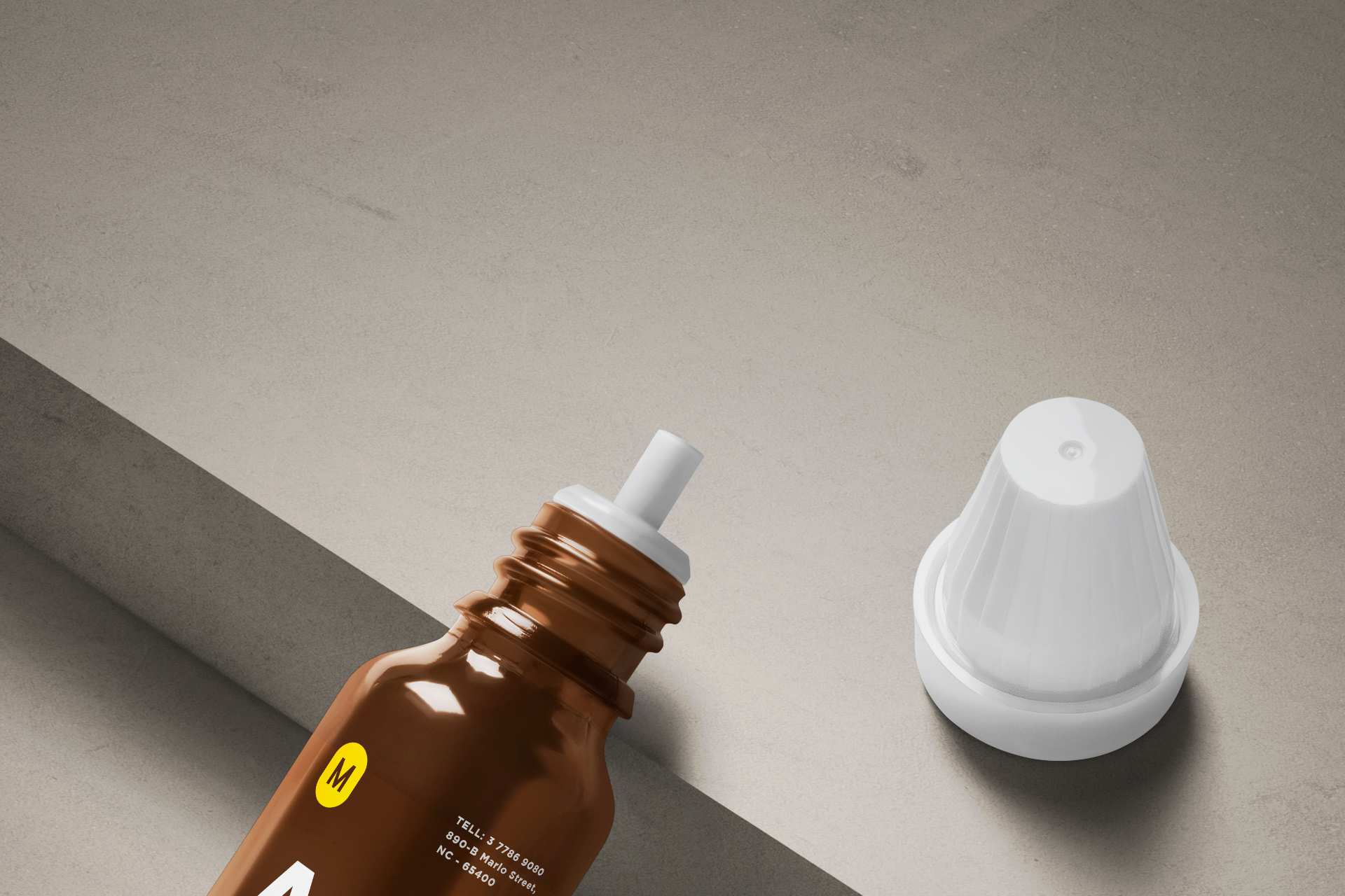 amber glass bottle mock-up