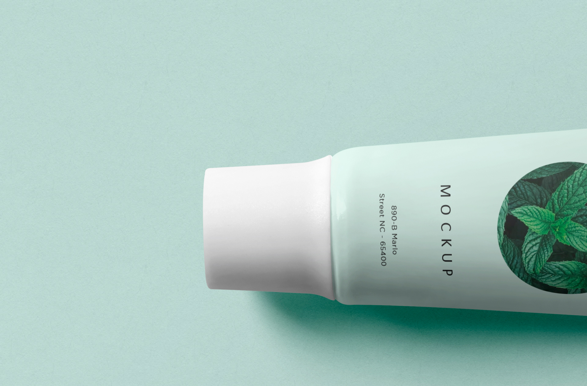 high-resolution cosmetic tube