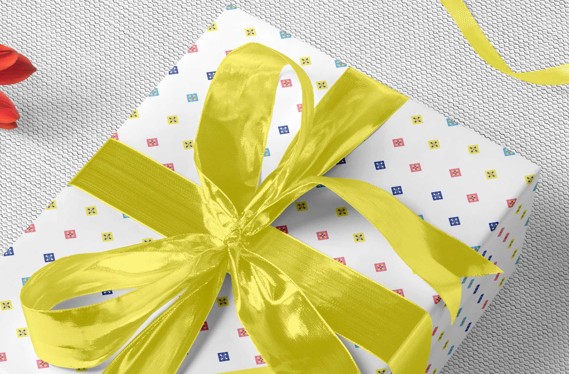 customizable gift packaging