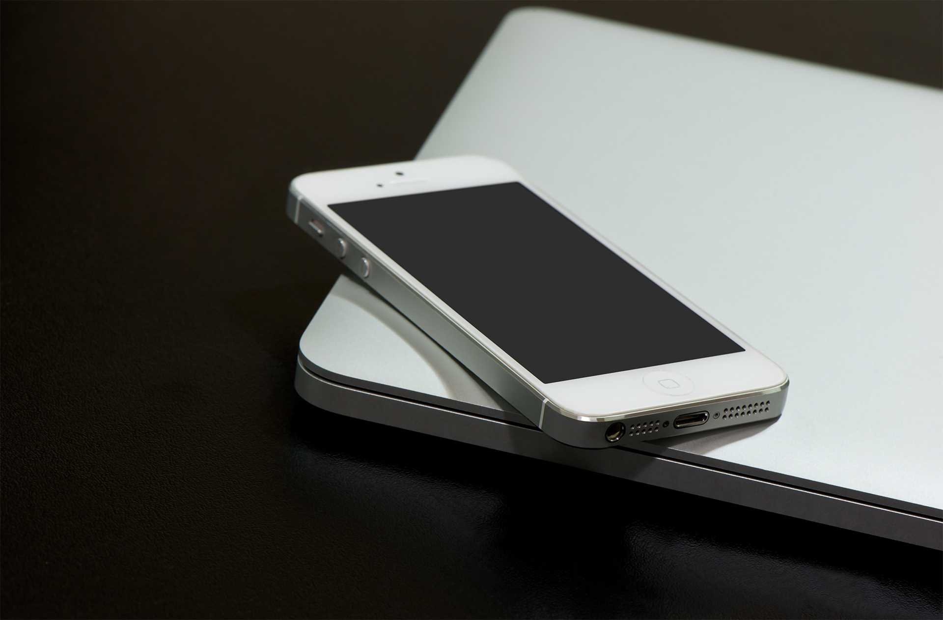 app branding mock-up
